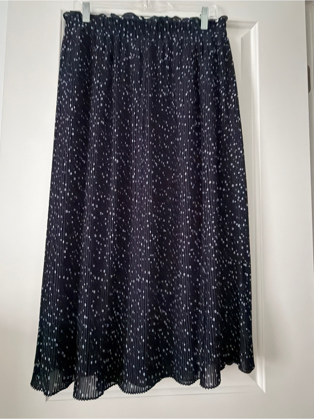 Loft NWT Blue Pleated polka-dot Skirt- Size M
